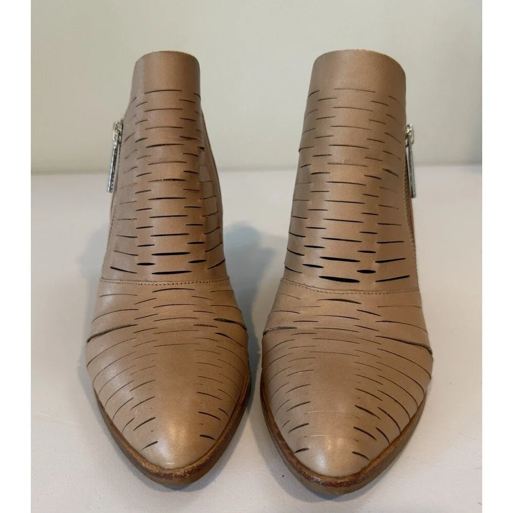 Donald J Pliner Womens Elton Leather Boots 7.5 Beige Cutout Block Heel